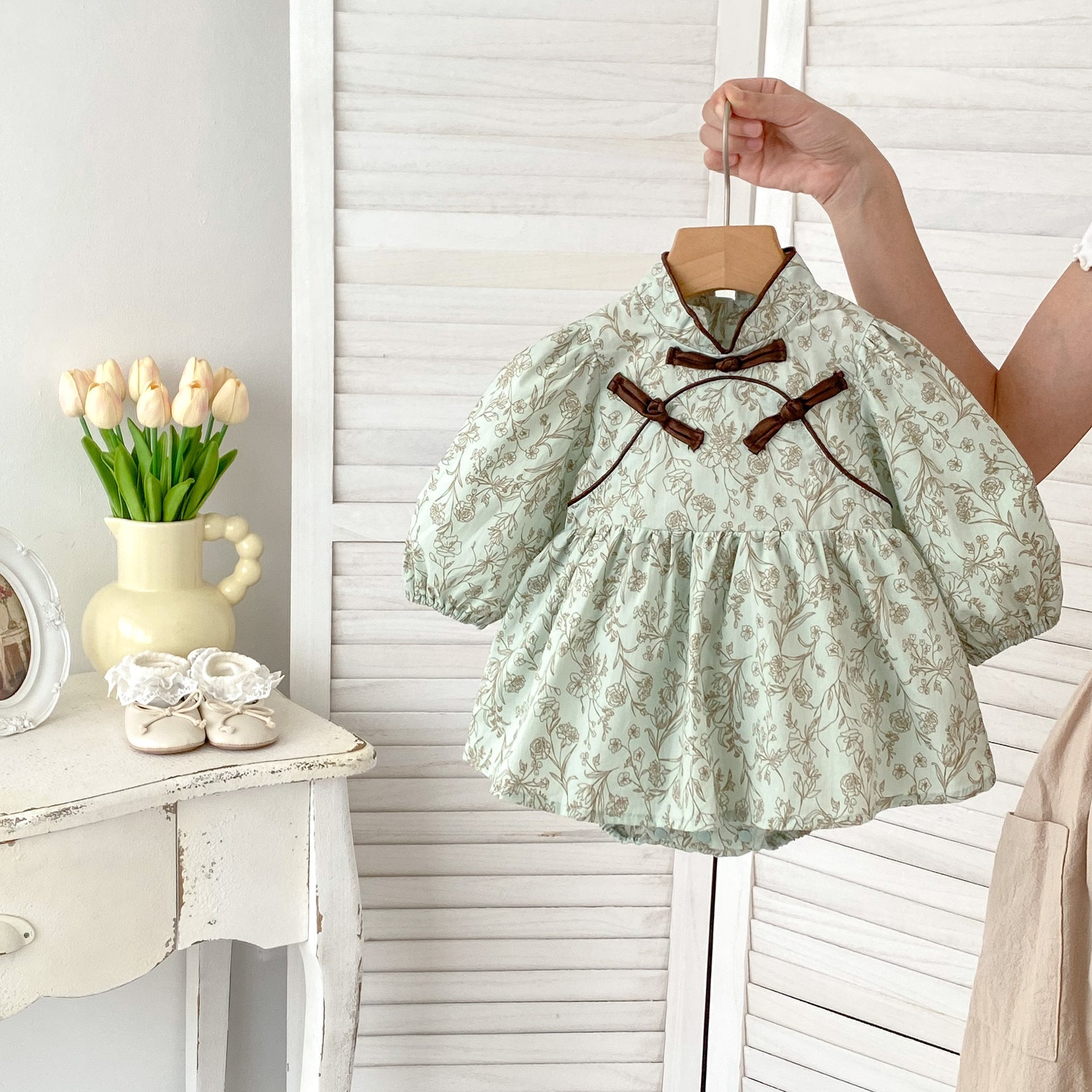 Arrival Baby Girls Long Sleeves Floral Print Stand Collar Bodysuits Onesies Dress